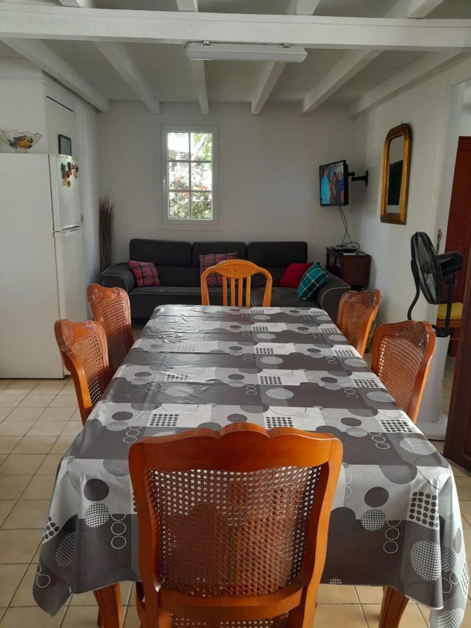 Maison Creole Chaleureuse Avec Stationnement ル・ゴジエ エクステリア 写真